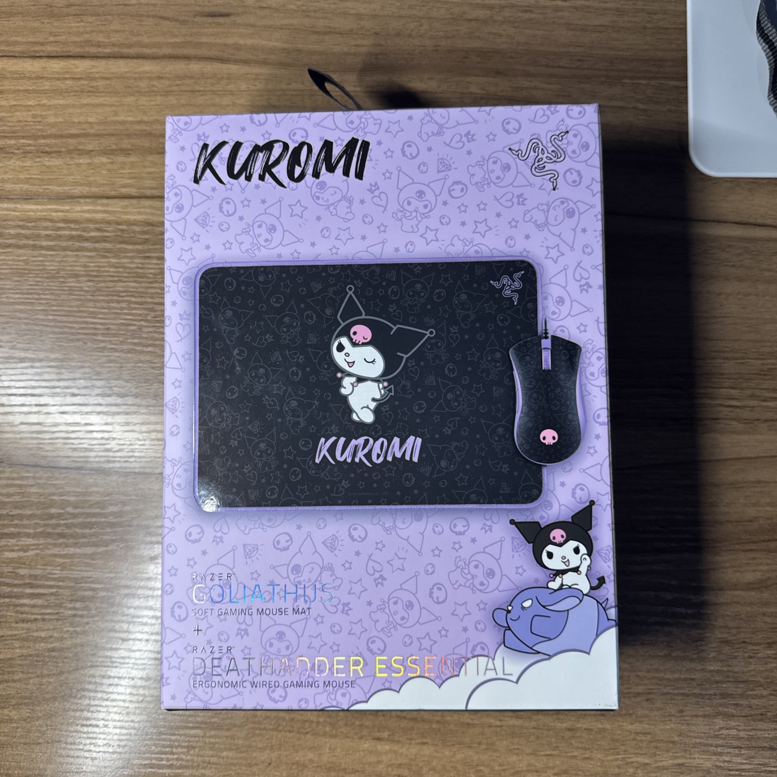 Razer DeathAdder Essential & Goliathus Bundle - Kuromi Edition (E10049424)