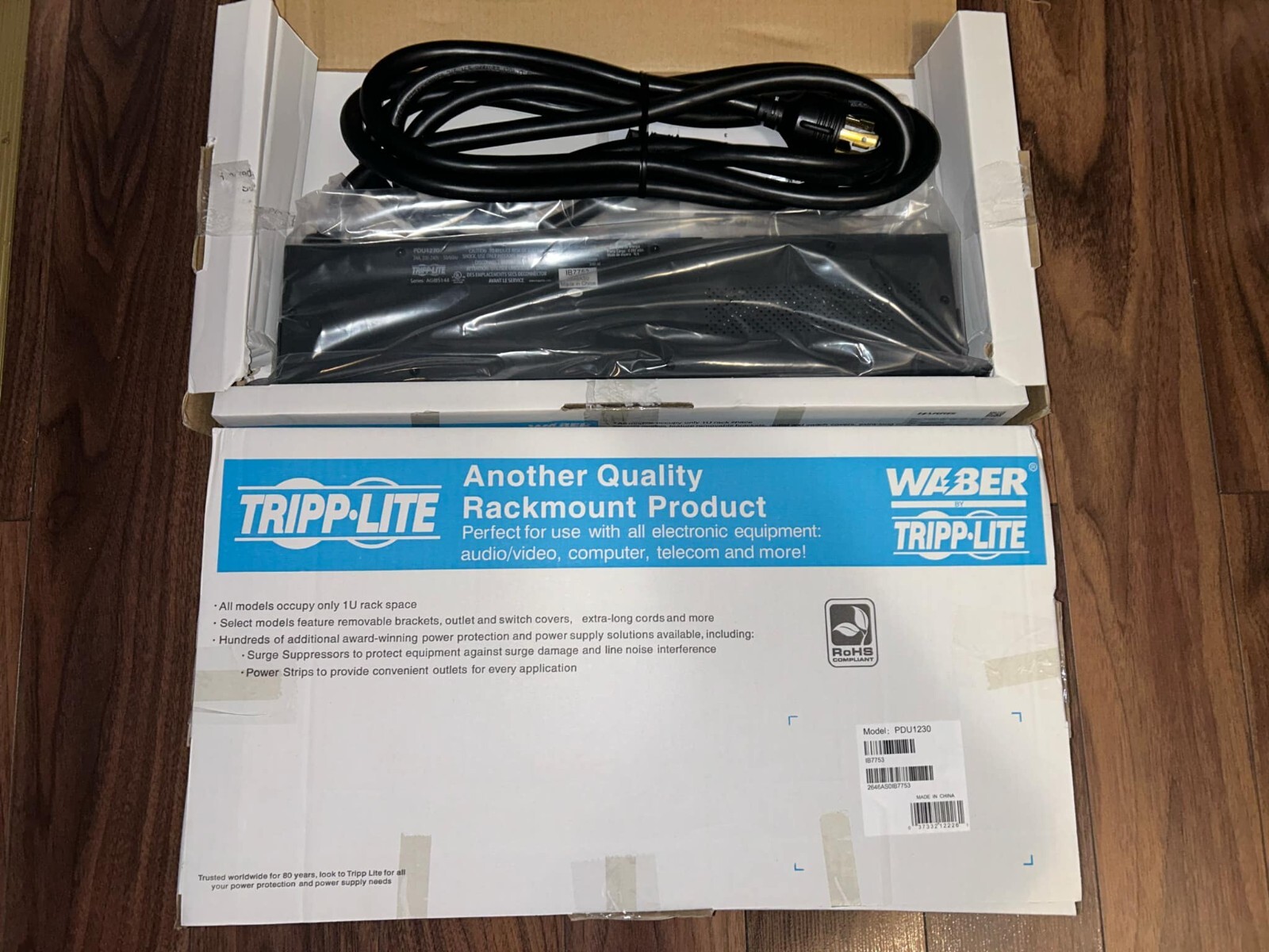 Tripp Lite PDUH30HV Basic Power Distribution Panel