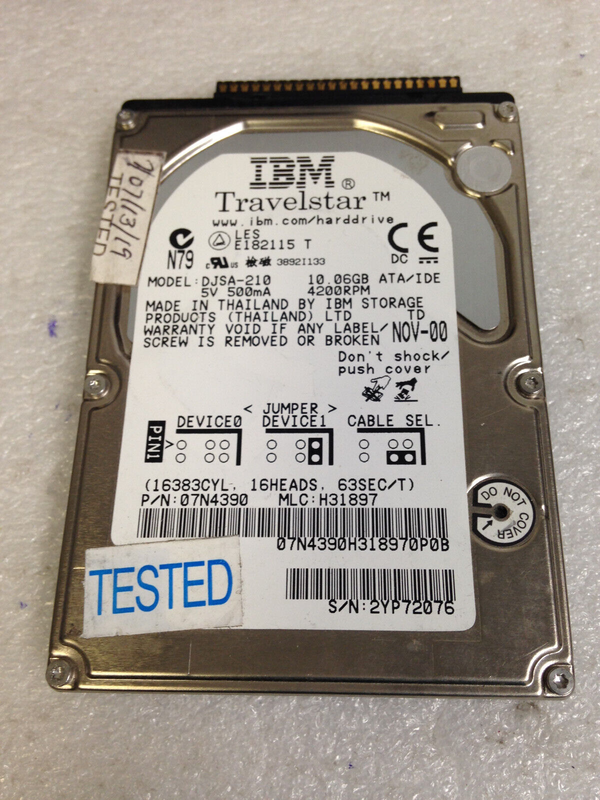 IBM Travelstar DJSA-210 07N4390 IDE 10GB  2.5'' Internal Hard Drive