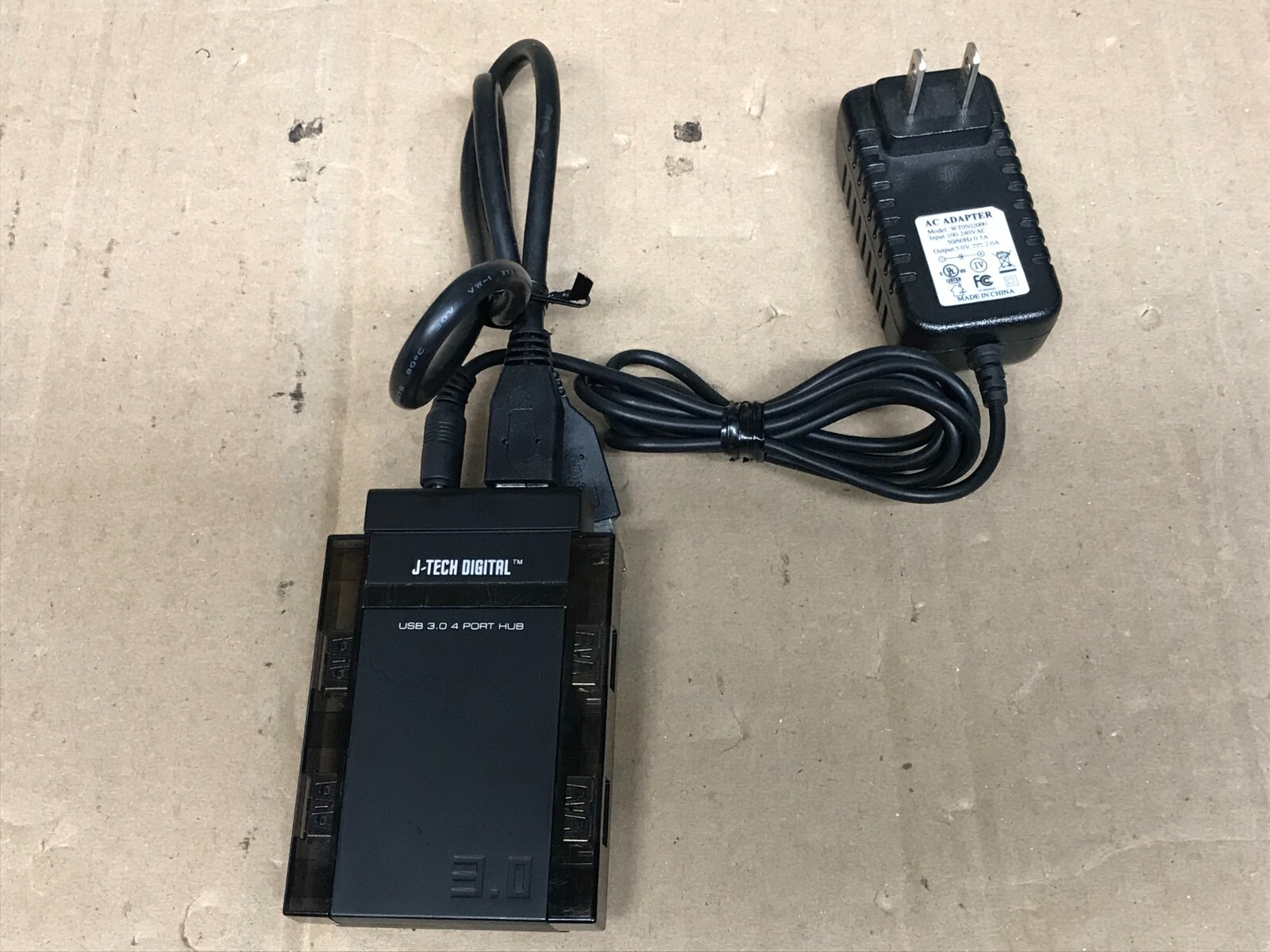 J-Tech Digital USB 3.0 4-Port Super Speed Hub with Power Adapter and USB Cable