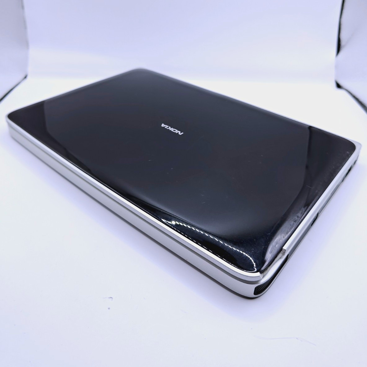 Rare Nokia Booklet 3G Netball 10.1" Mini Laptop (RX-75) Windows 7 - Tested w/ Ch