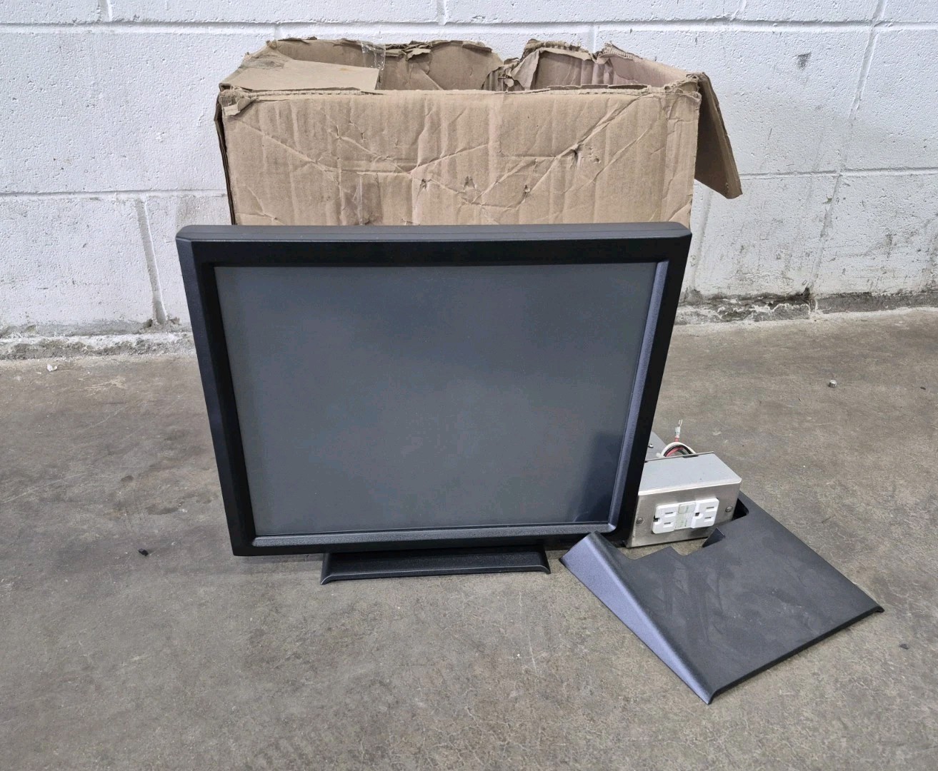 iiyama ProLite LCD Monitor