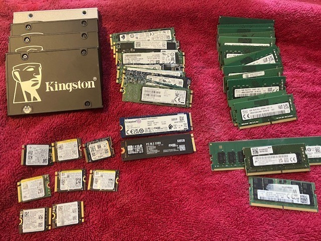 LOT memory(19) + SSD(25)  - DDR4 - DDR5   SEE DESCRIP.