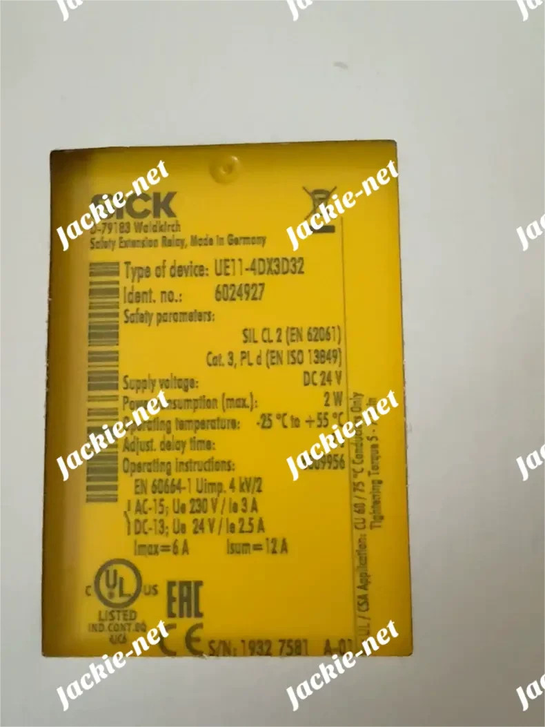 1PCS NEW UE11-4DX3D32 VIA DHL/UPS && ️️