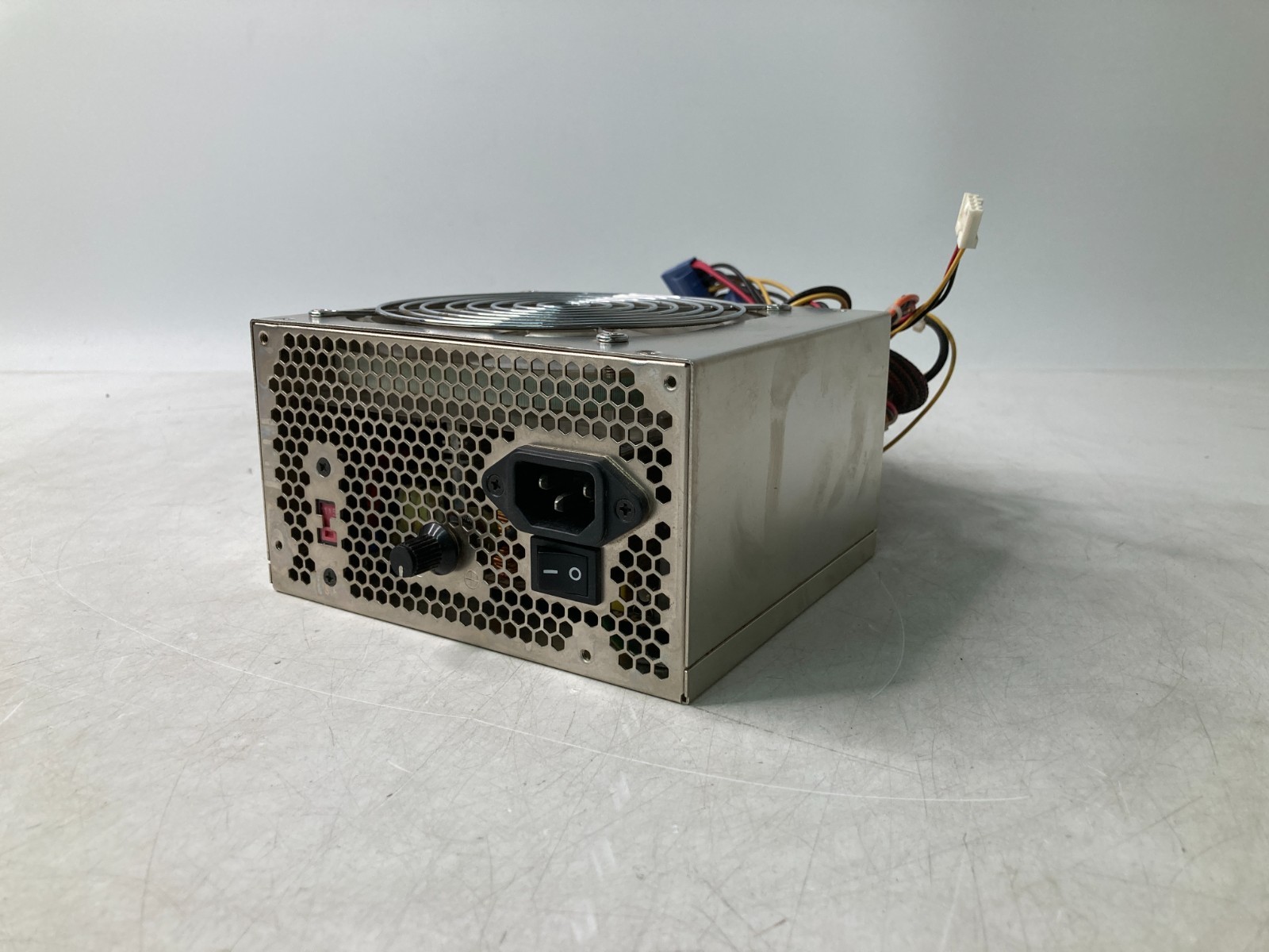 FSP Group Inc. 400W  w/ Loose Adjustable Knob FSP400-60PNU