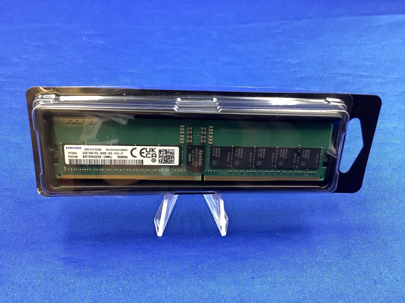 M321R4GA3EB0-CWM SAMSUNG 32GB (1X32GB) 2RX8 PC5-5600B MEMORY