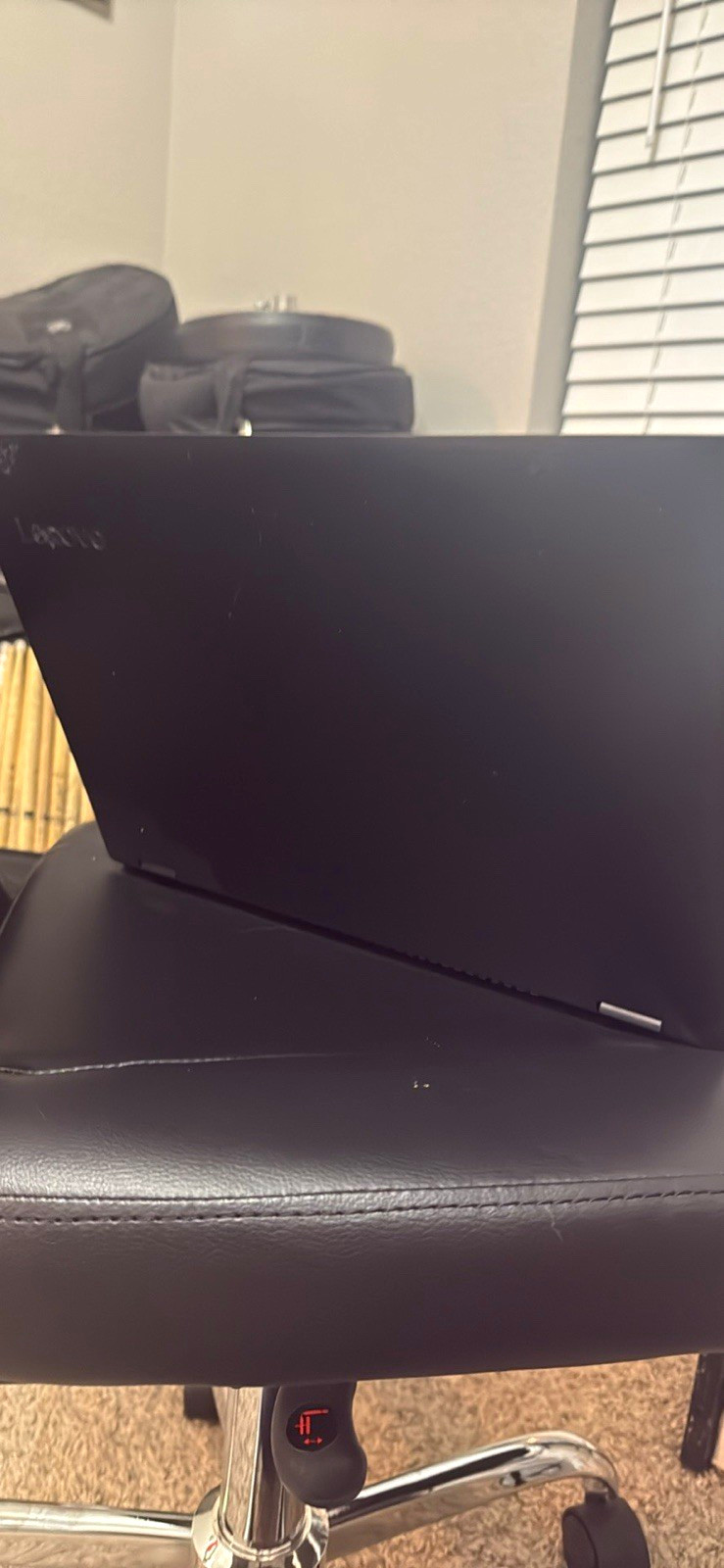 Lenovo IdeaPad Flex 5-1570 15.6" i7 8GB 128GB SSD+1TB 2-in-1 Win10 Black