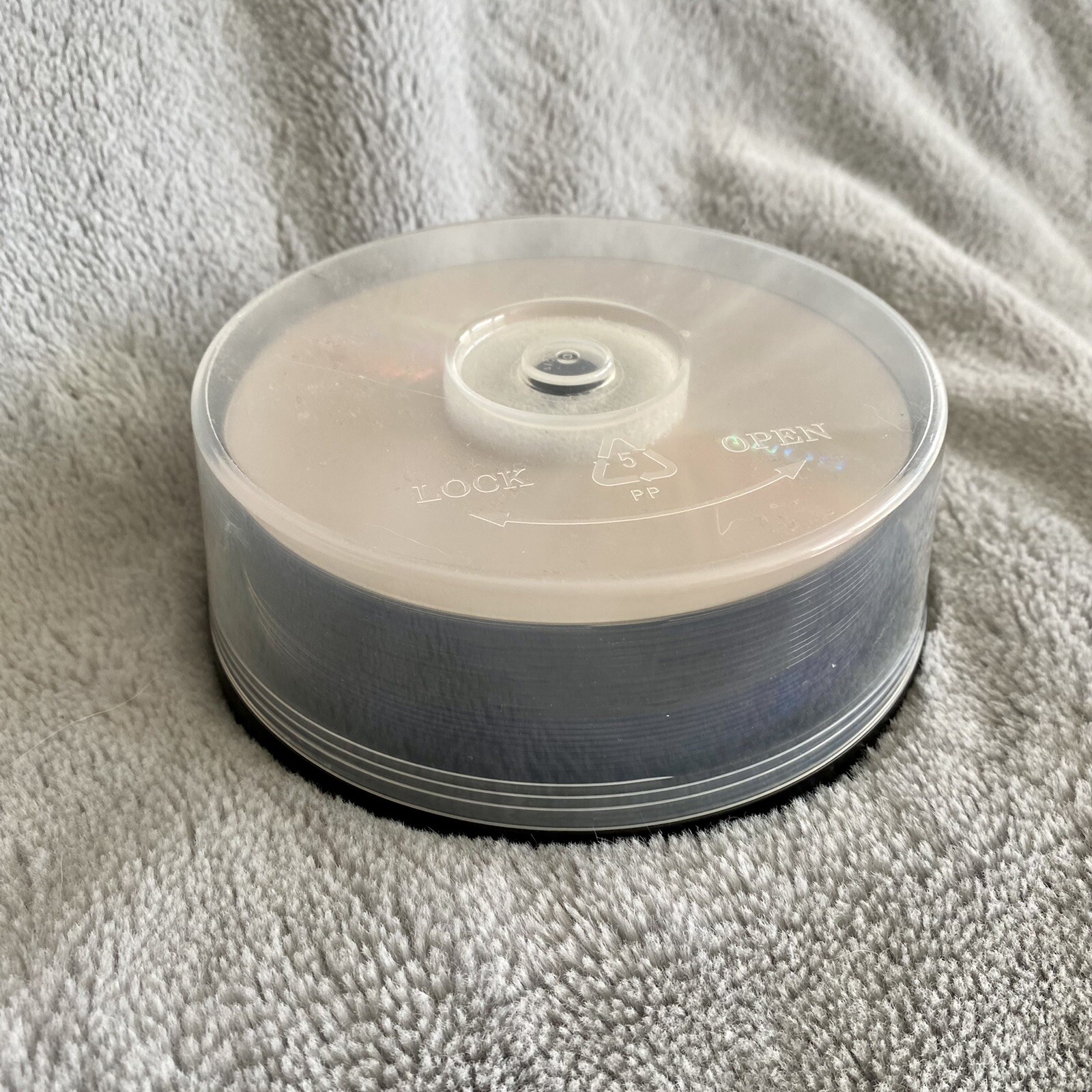 26 Blank DVD Recordable Discs Spindle Lot 13 Sony AccuCore DVD+R 13 Memorex