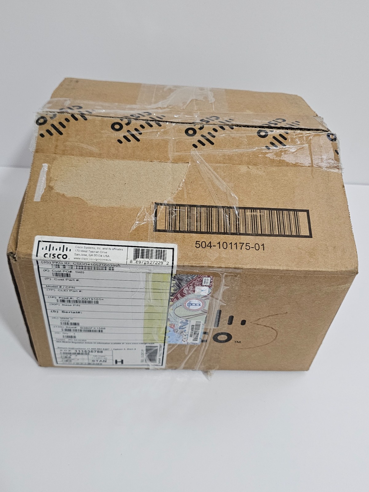 Cisco C-ANT9101= 2.4/5/6 GHz Ceiling mount omni antenna, 8-port, DART, Self ID