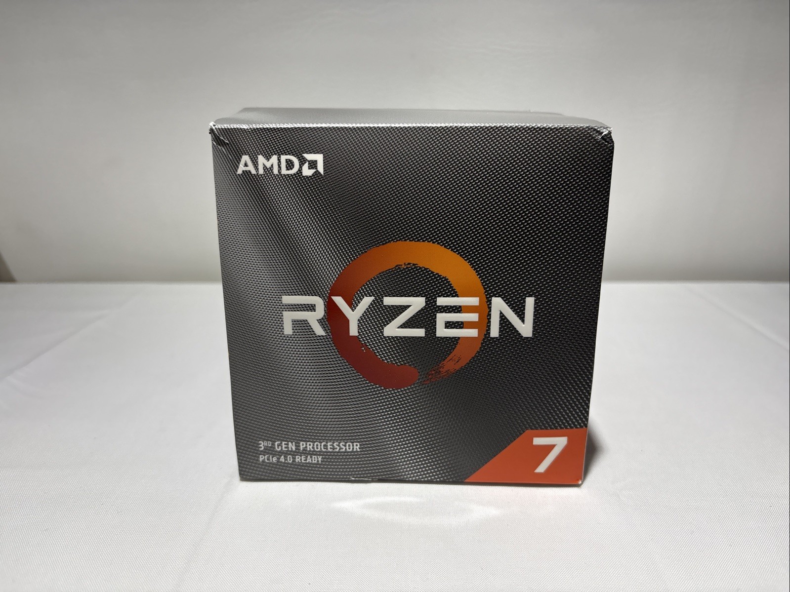AMD Ryzen 7 3700X 3.60GHz 8 Core 100-100000071BOX 16 Thread AM4