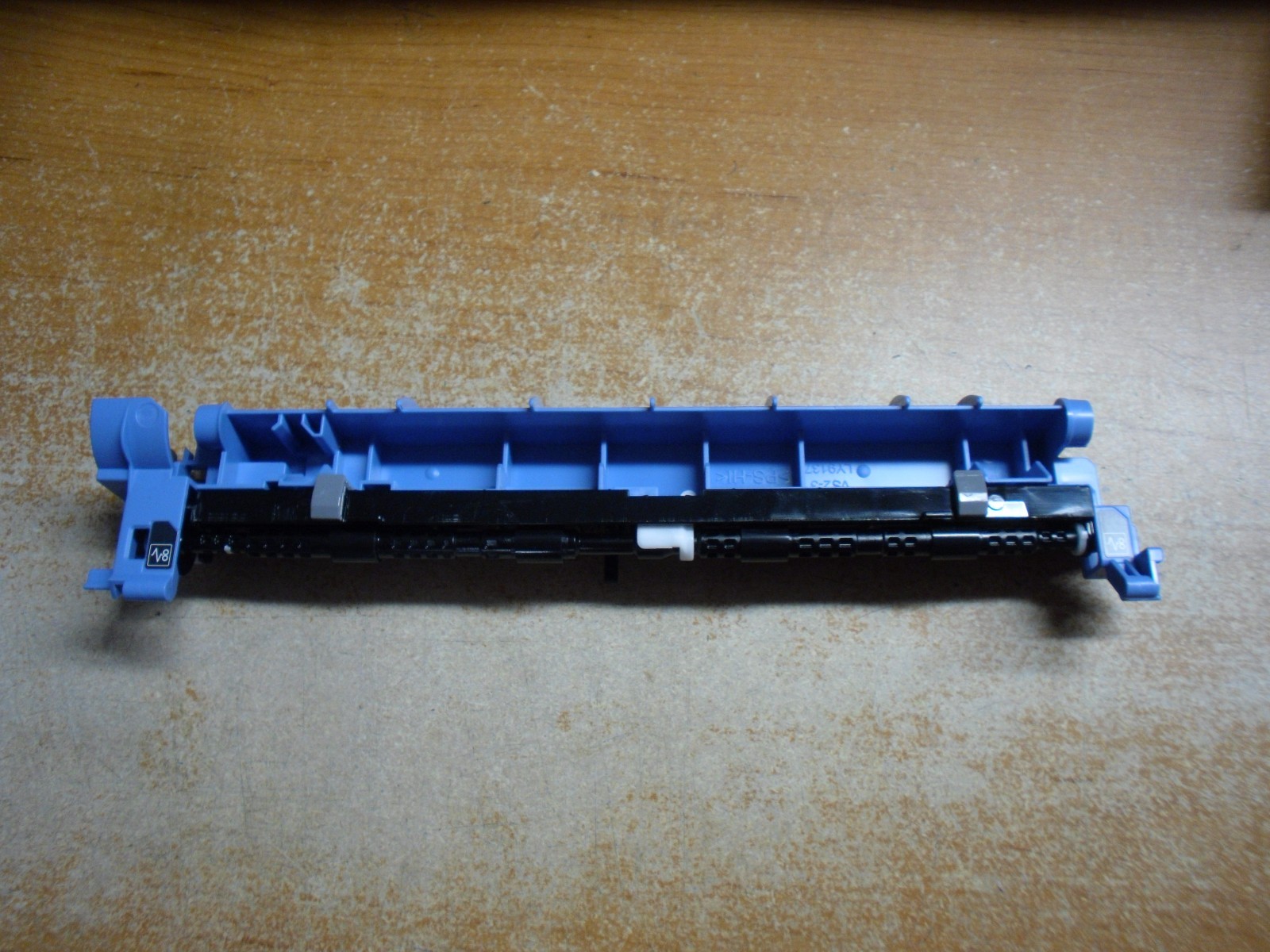 New  Genuine Brother  HL-L2300D MFC-L2700DW HL-L2340dw Fuser Cover LY9136001