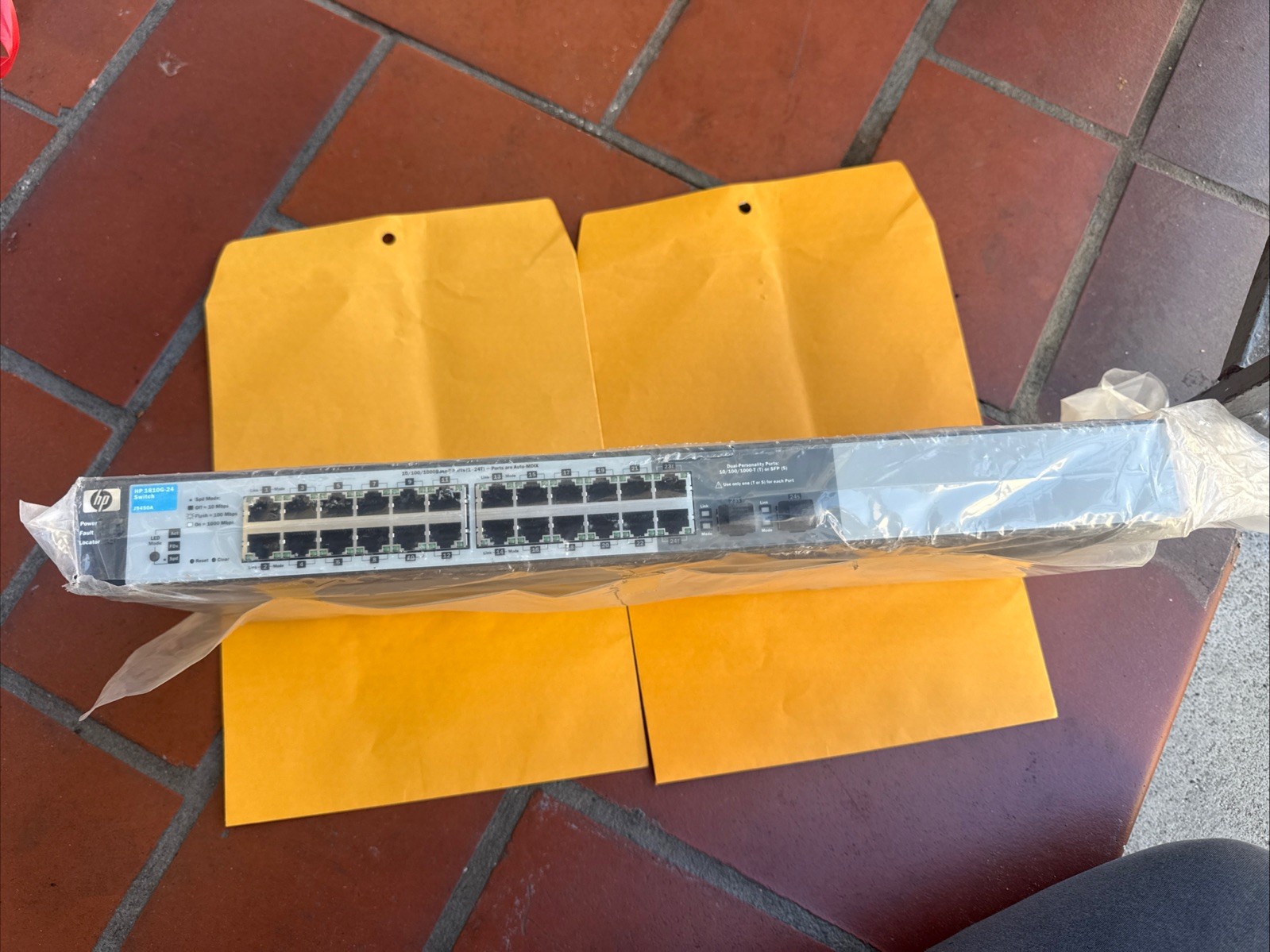 OEM HP ProCurve 1810G-24 24 Port Gigabit Ethernet Switch J9450A Rackmount