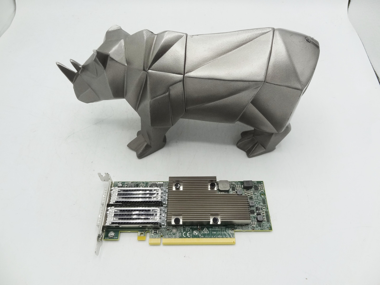 Broadcom BCM57508 Dual-Port 100 Gb/s QSFP56 Ethernet PCI-E Adapter