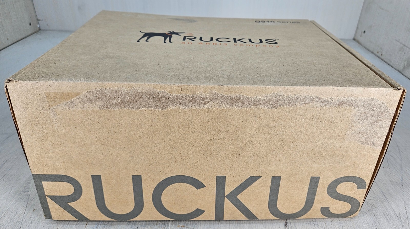 Ruckus Q910 CRBS Integrated LTE Outdoor Wireless Access Point P01-Q910-US02 NEW