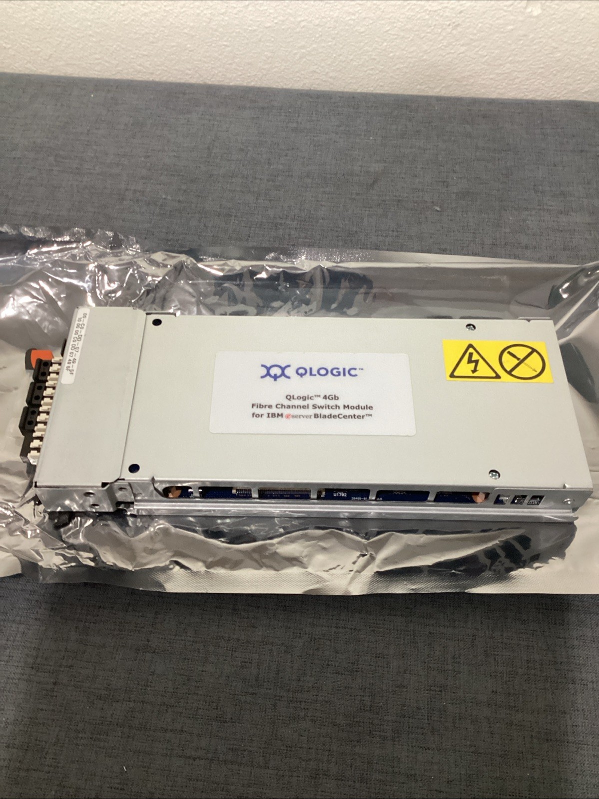 IBM / Qlogic 32R1908 32R1910 4Gb Fibre Channel Switch Module for BladeCenter