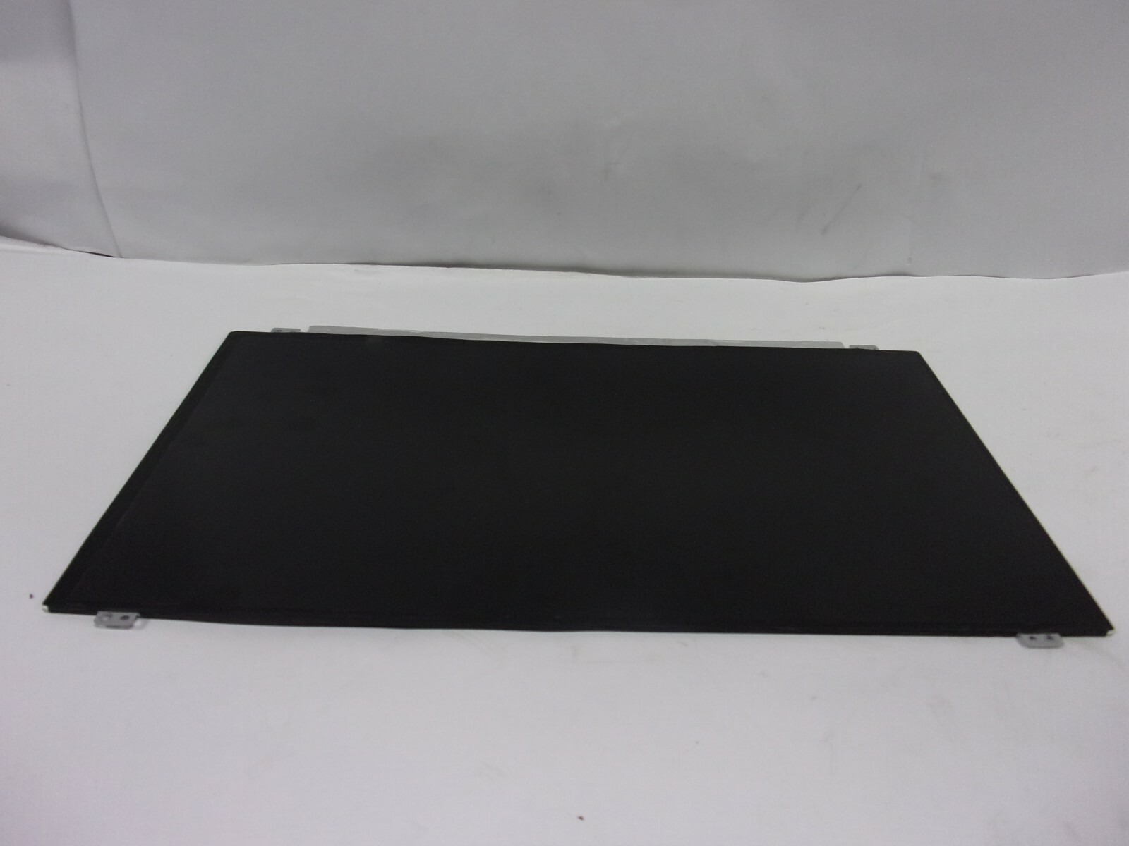 INNOLUX 15.6" WXGA Matte LED Panel Screen N156BGE-E32 Rev. C1 