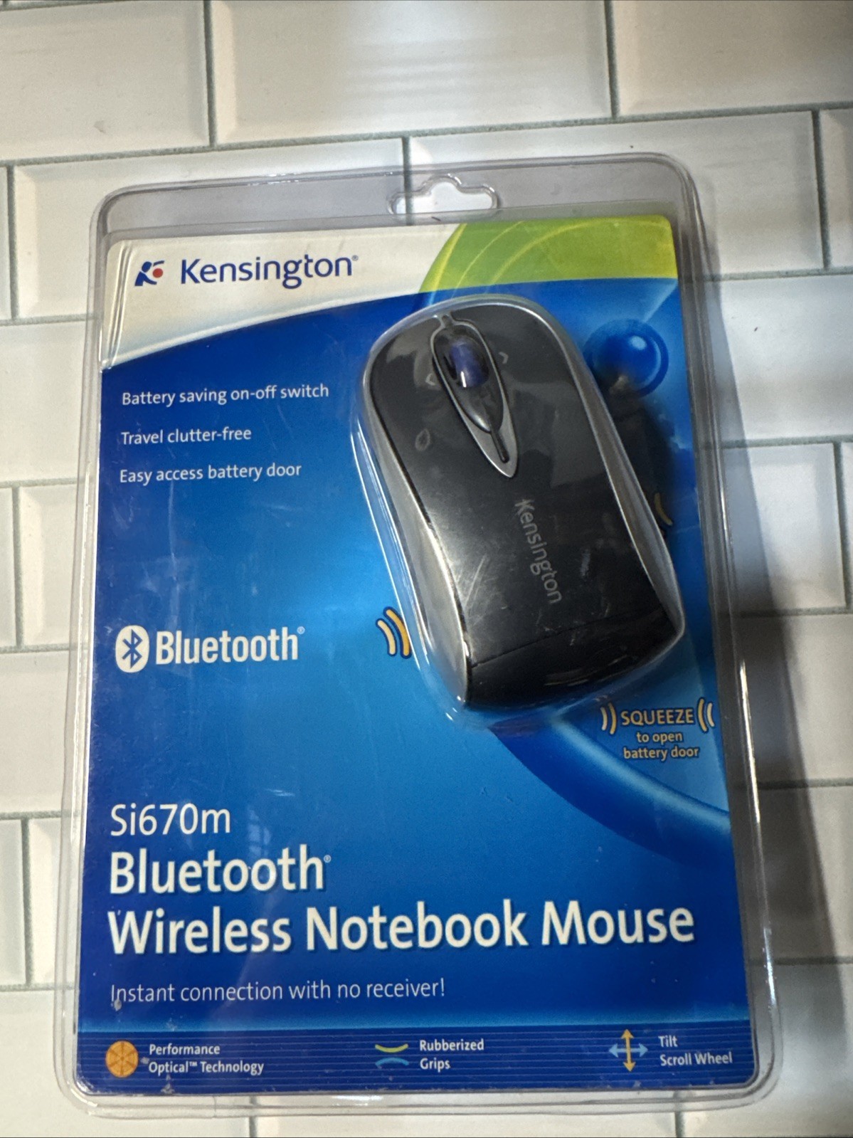 K72271 Kensington 72271 Si670m Bluetooth Wireless Notebook Mouse Optical