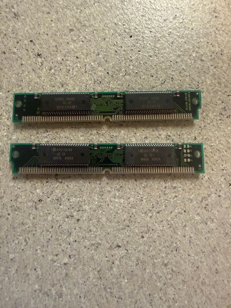 LOT OF 2 VINTAGE 8MB 72-Pin FPM SIMM 60ns 4-Chip. JC 70