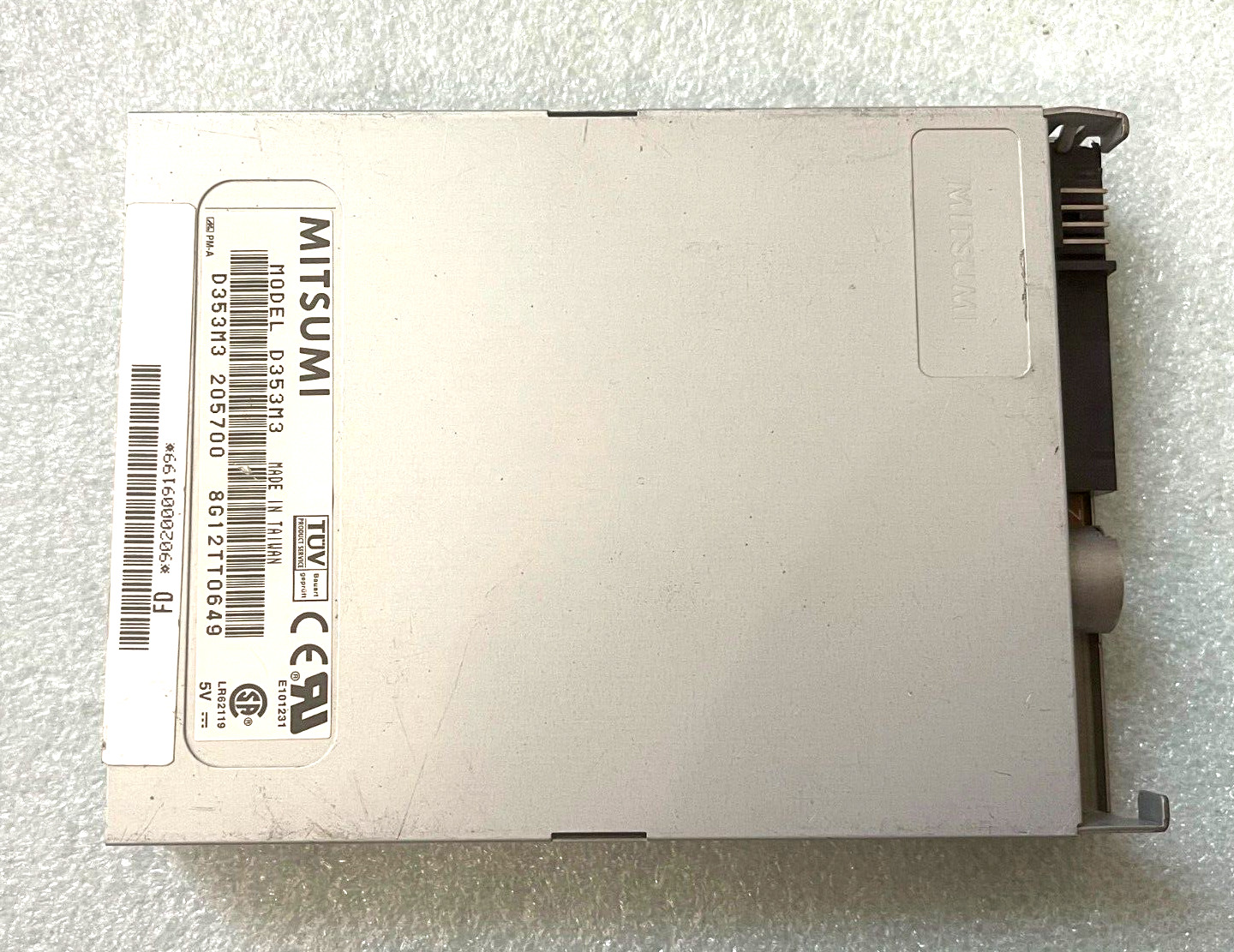 TESTED PULLS MITSUMI D353M3  1.44MB FLOPPY DISK DRIVE NO FRONT BEZEL BXDR9