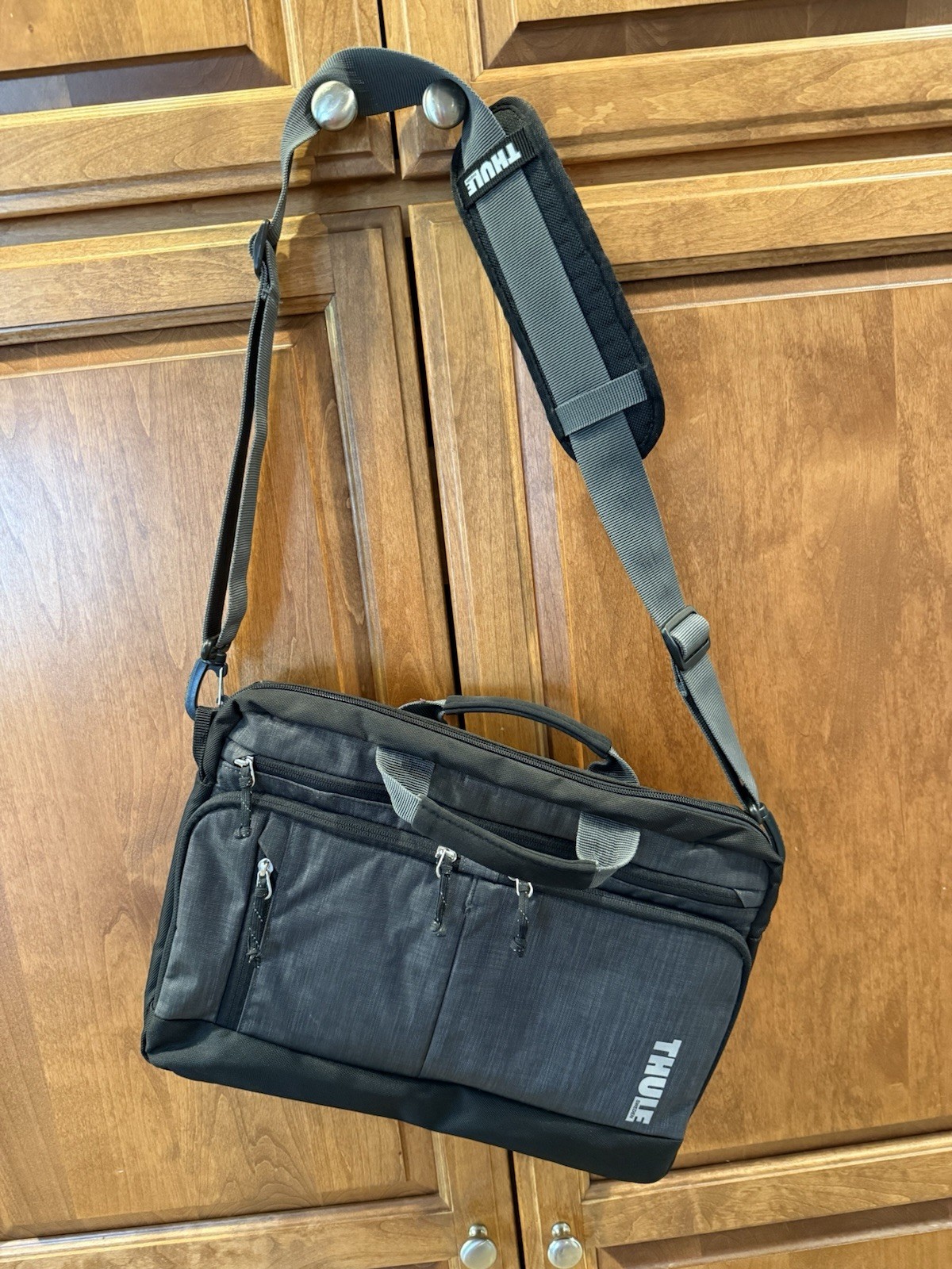 Thule Stravan Laptop Deluxe Attaché Bag Laptop Bag 15 Inch