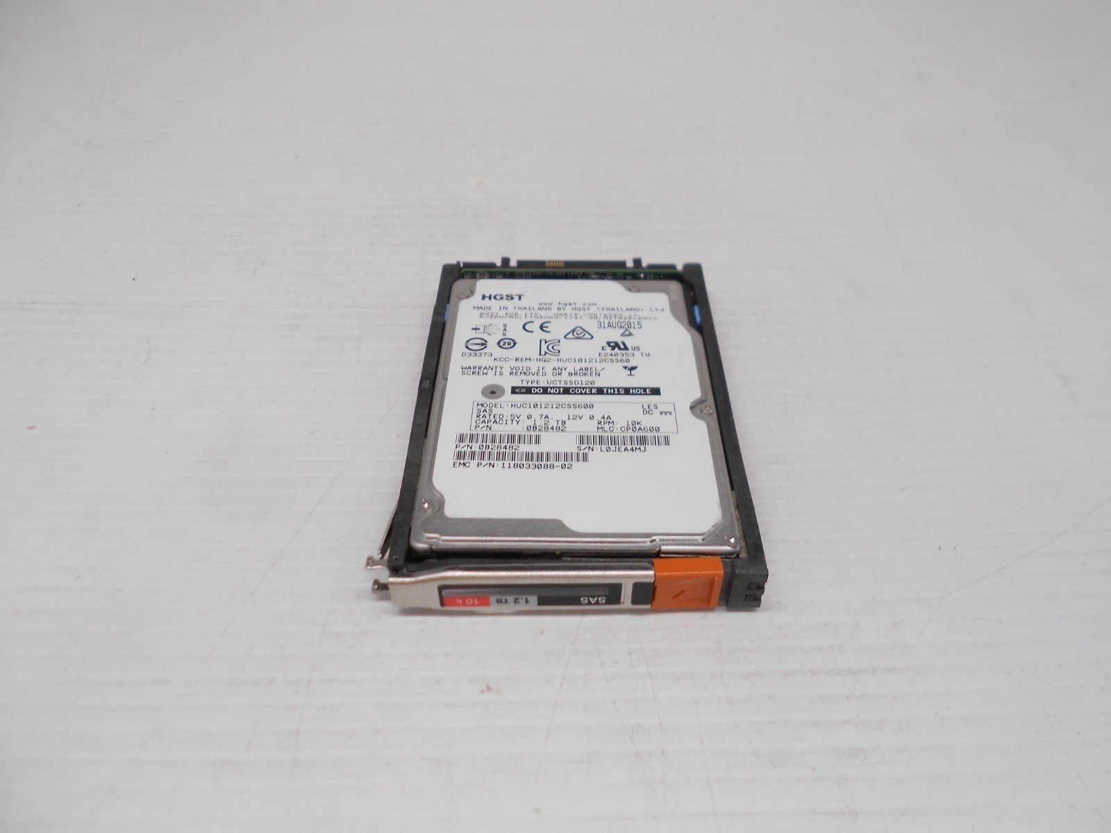 EMC VNX 1.2TB 10K 2.5" SAS Hard drive 005050084 VNX2 V4-2S10-012 118033088-02