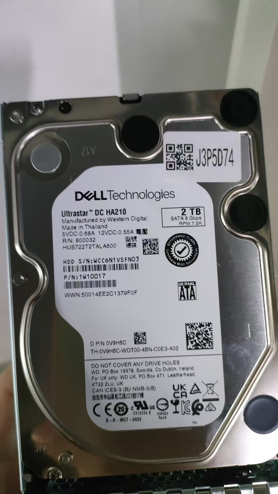 DELL HITACHI V9H6C 1W10017 HUS722T2TALA600 2TB 7.2K RPM SATA for R540 R740 R440