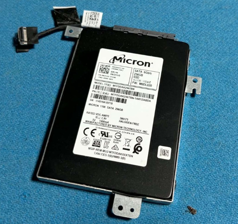 MTFDDAK256TBN MICRON 1100 256GB SATA 6Gb/s 2.5in Internal SSD DELL 8251G