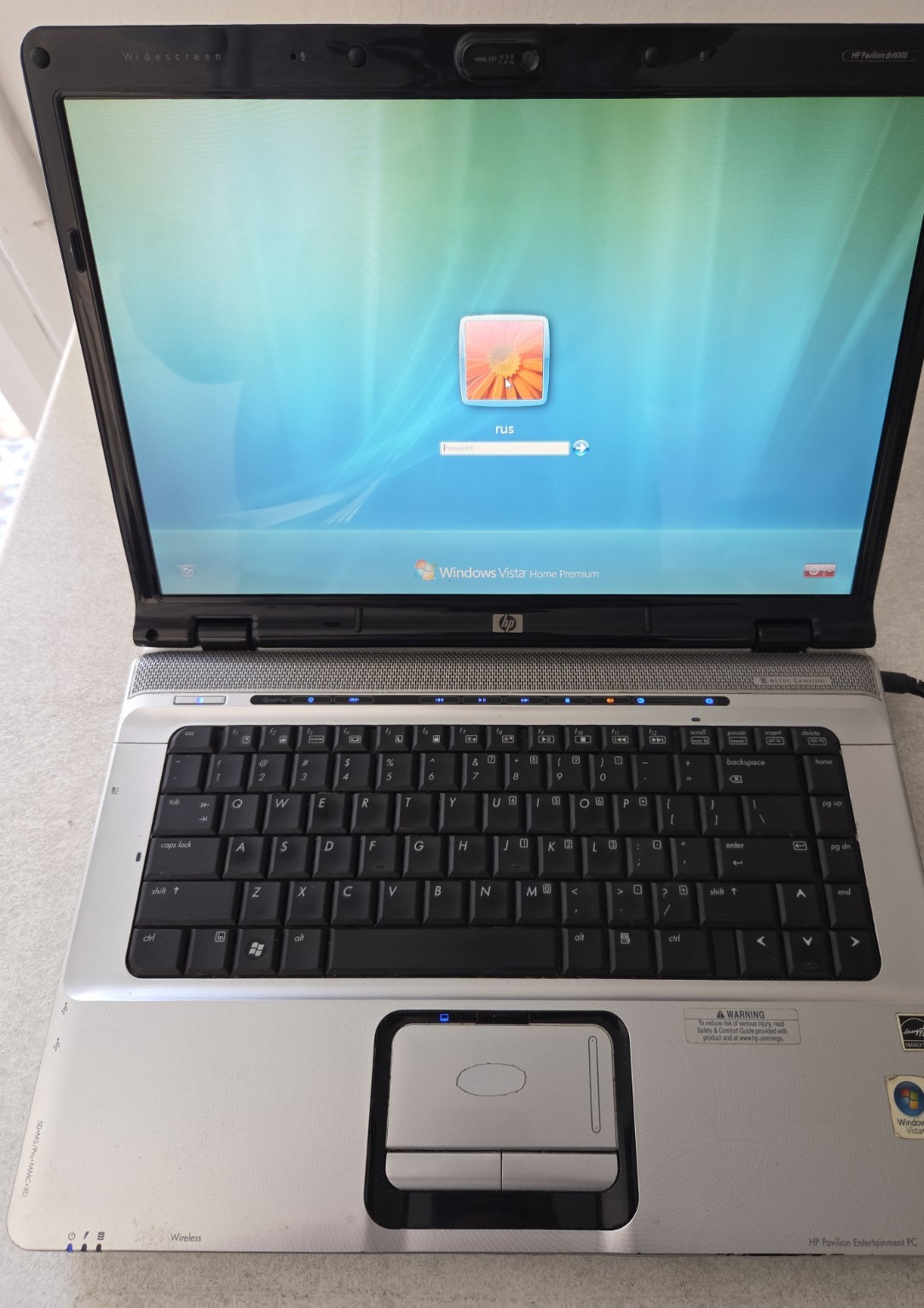 WORKING HP Pavilion ENTERTAINMENT PC DV6700 DV6928US 15.4" LAPTOP WINDOWS VISTA