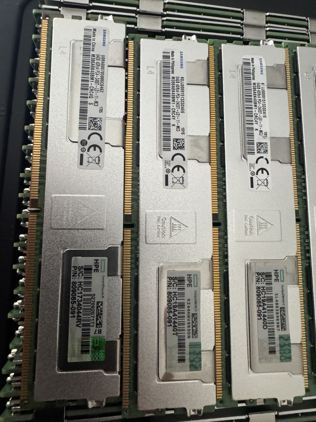 Samsung 64 GB PC4-21300 (DDR4-2666) 4DRx4 ECC REG Load Reduced M386A8K40BM2