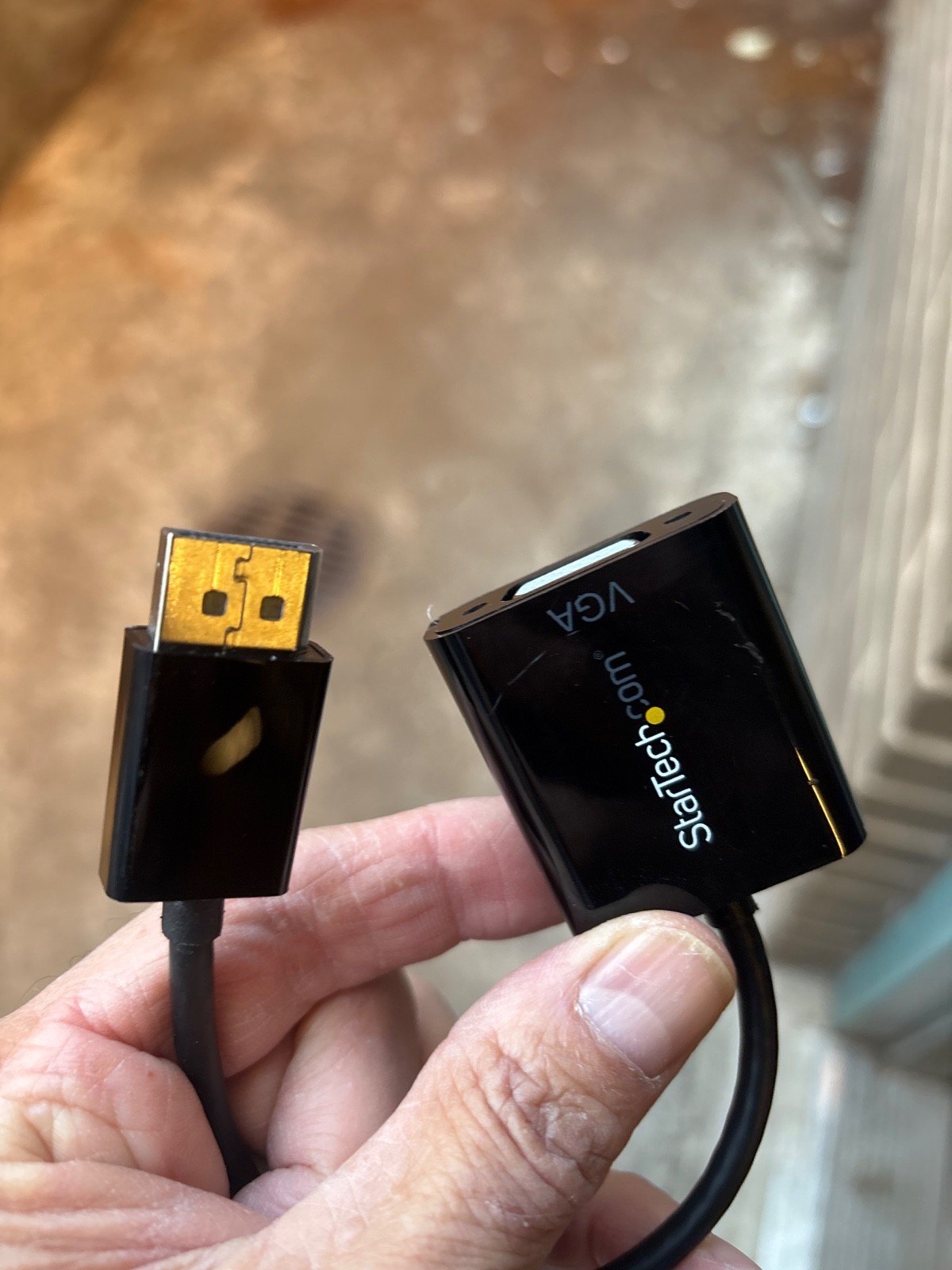 StarTech Displayport Adapter:Displayport 20p male to VGA 15p female DP2VGA3