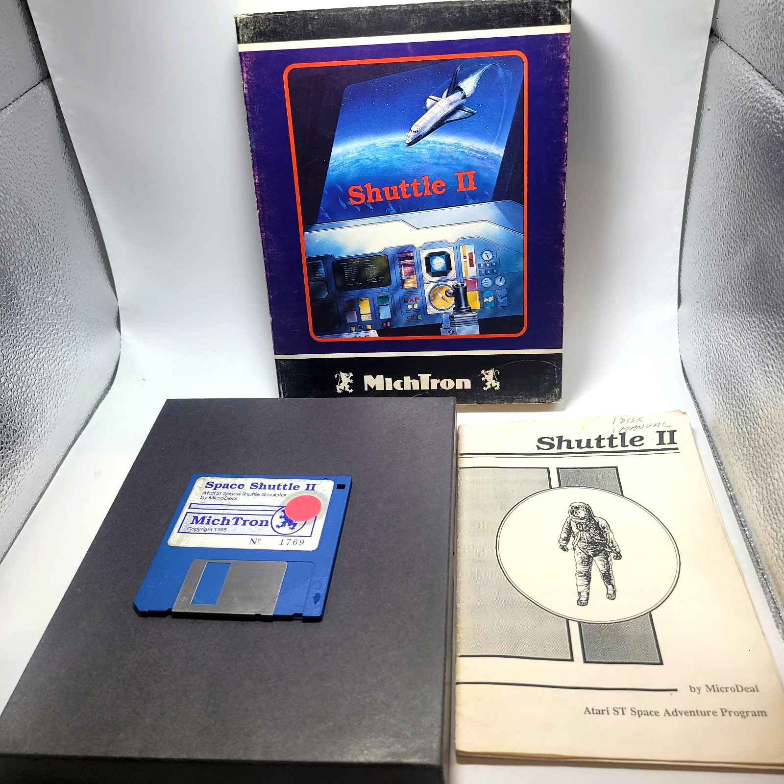 Shuttle II Atari ST Game by MichTron - CIB Complete