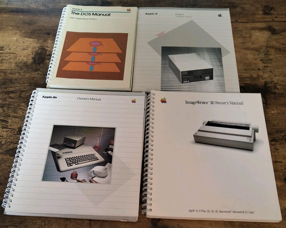 Lot Of 4 Apple Computer Manuals DOS, Disk II, Apple IIe, Image Writer II