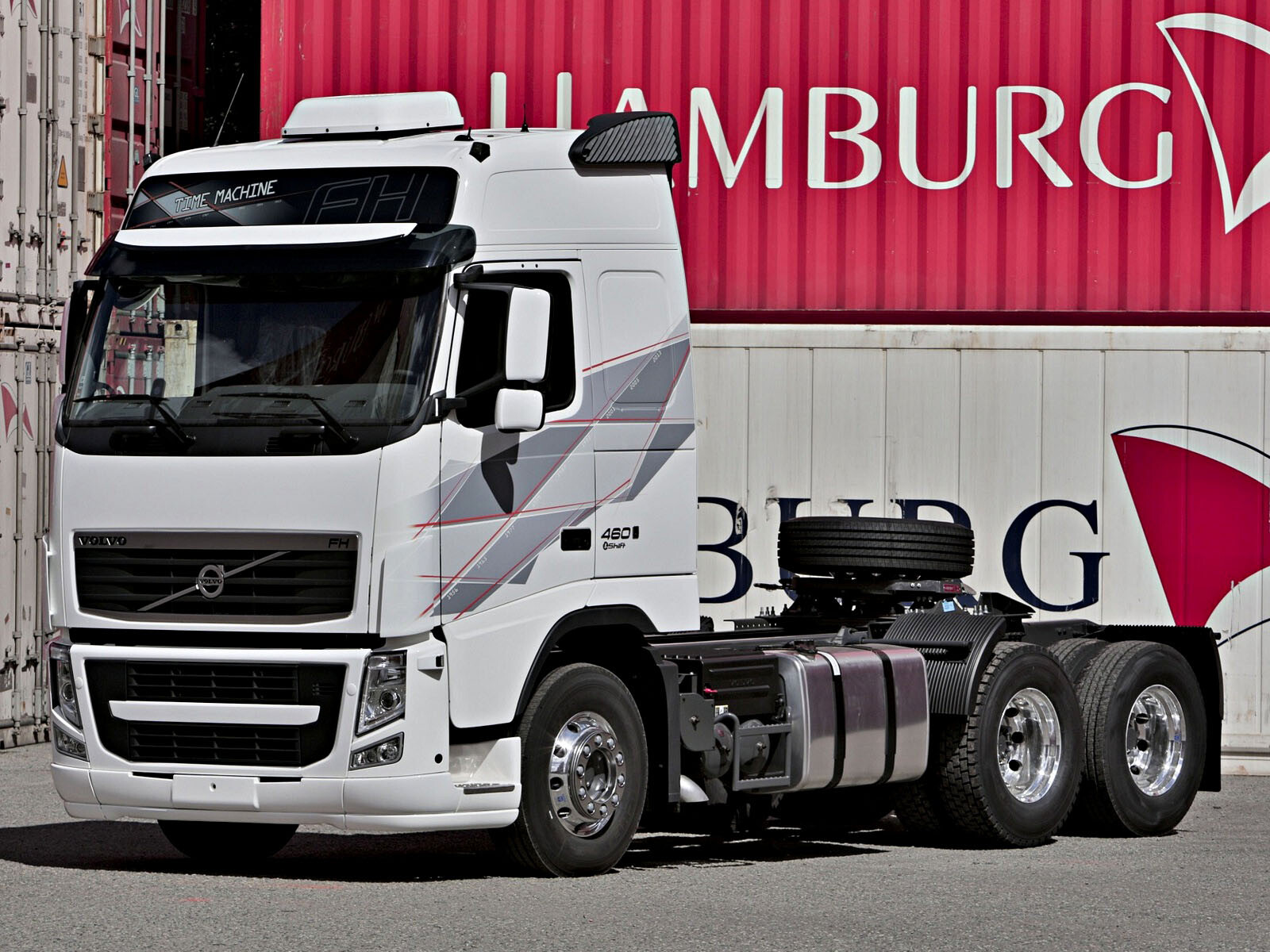 Cars 2013 volvo fh 460 6no2 time machine limited edition Desk Mat Stitched