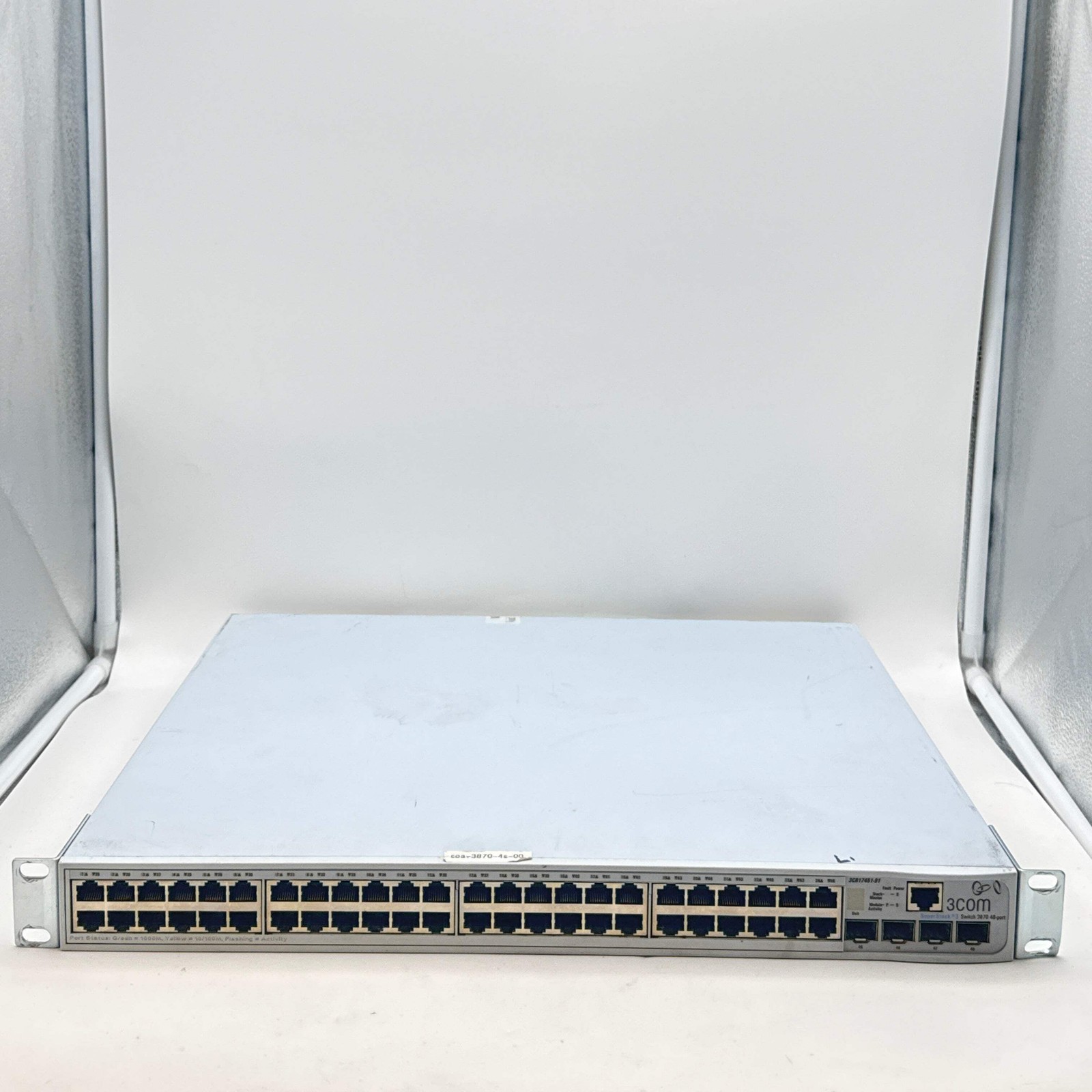 3COM SuperStack 3 3870 48-Port Managed Network Switch 3CR17451-91