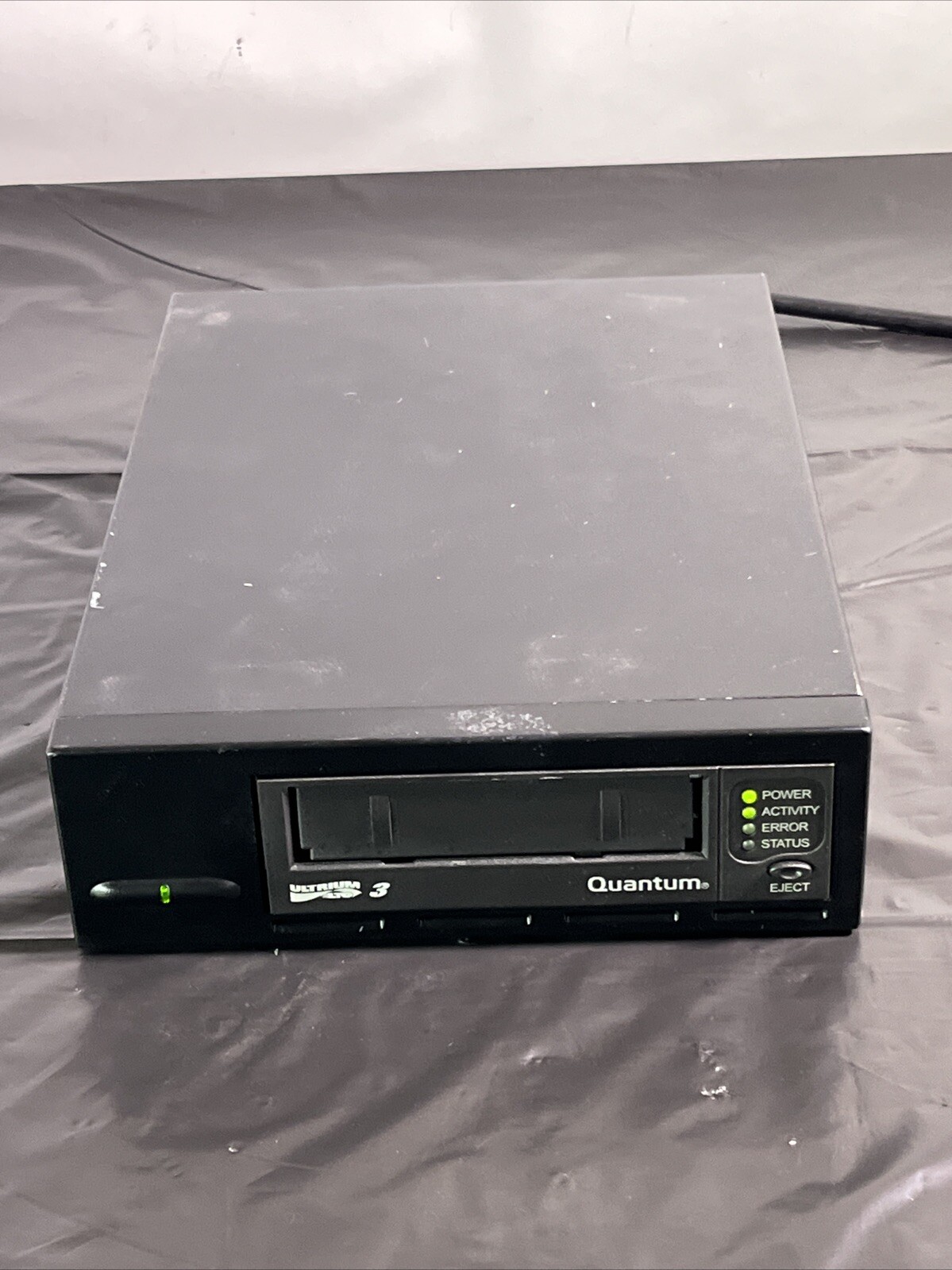 Quantum Ultrium LTO3 400-800GB External HH SCSI Tape Drive TC-L32BX - AS-IS