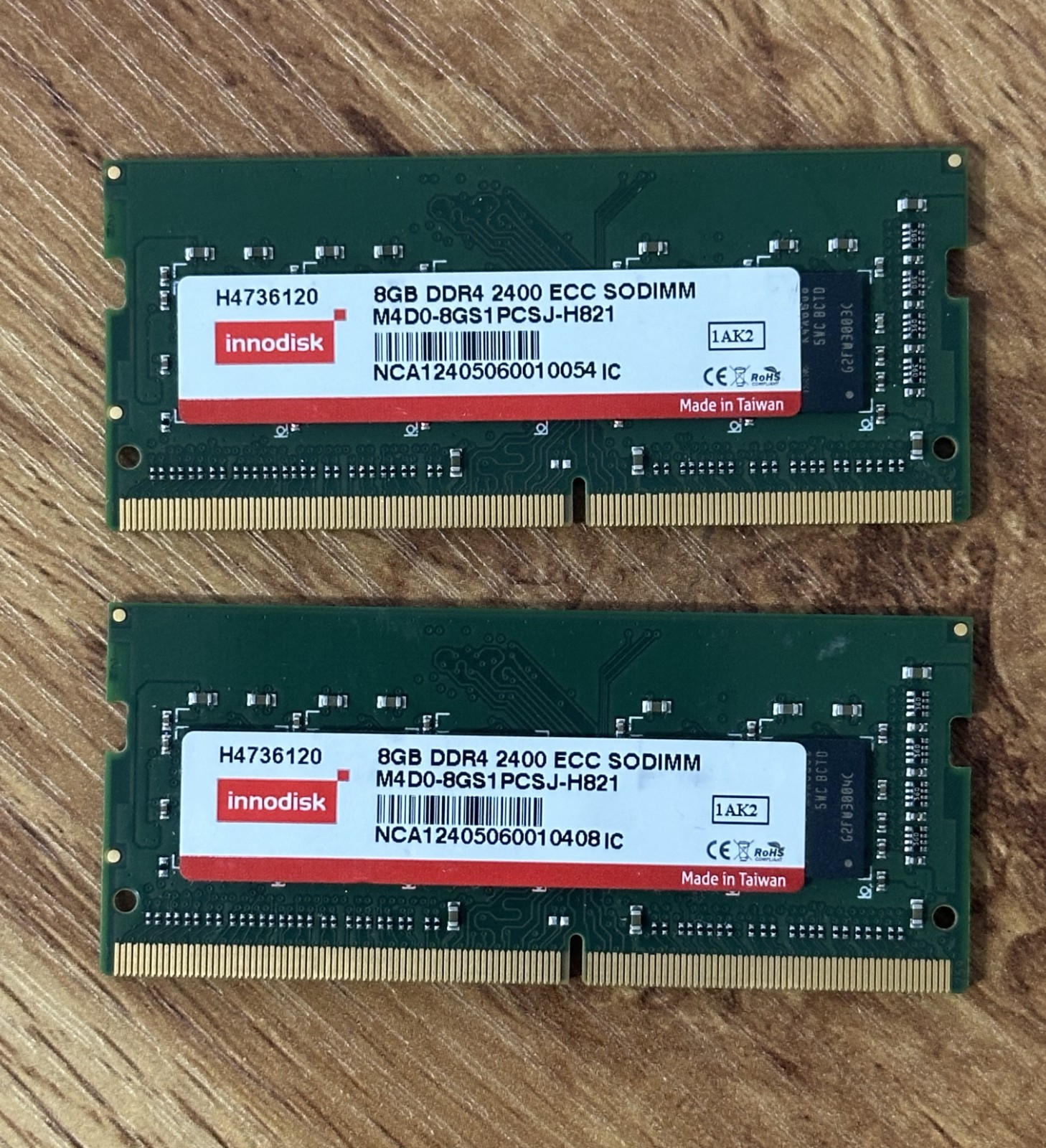16GB(2x8GB) innodisk DDR4-2400 ECC SODIMM M4D0-8GS1PCSJ-H821 Laptop RAM Memory
