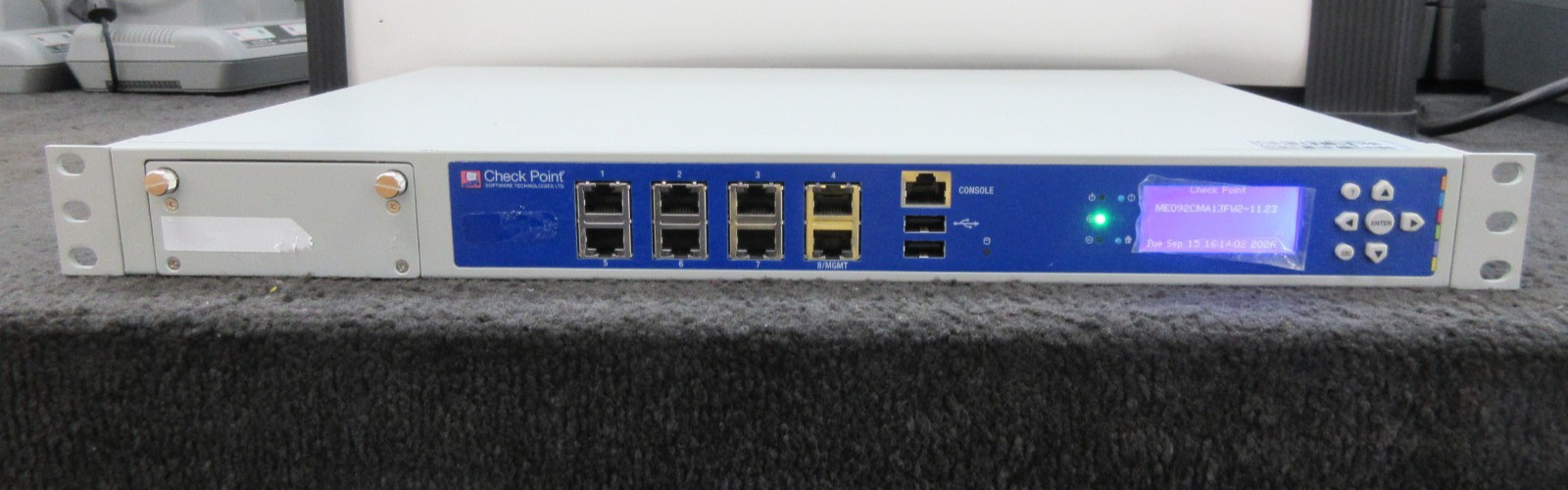 Check Point Software 4400 Model T-140 8-Port Security Network Firewall Appliance