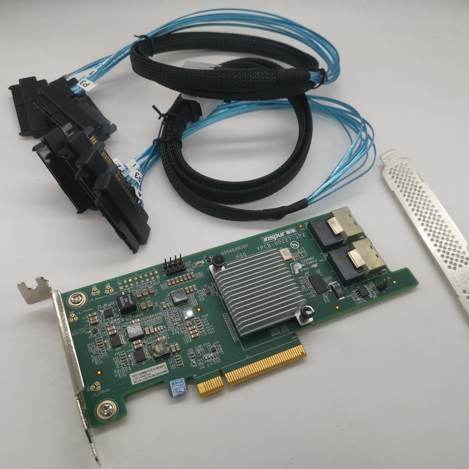 9207-8i PCIE3.0 6Gbps HBA LSI FW:P20 IT Mode ZFS FreeNAS unRAID 2*SFF8087 SAS