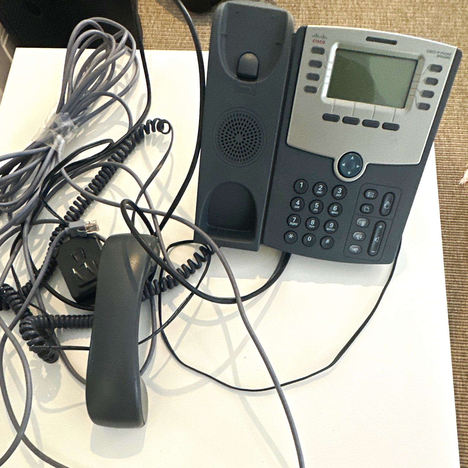 Cisco IP Phone SPA508G 8-Line VoIP IP Phone Speakerphone Gray/Black