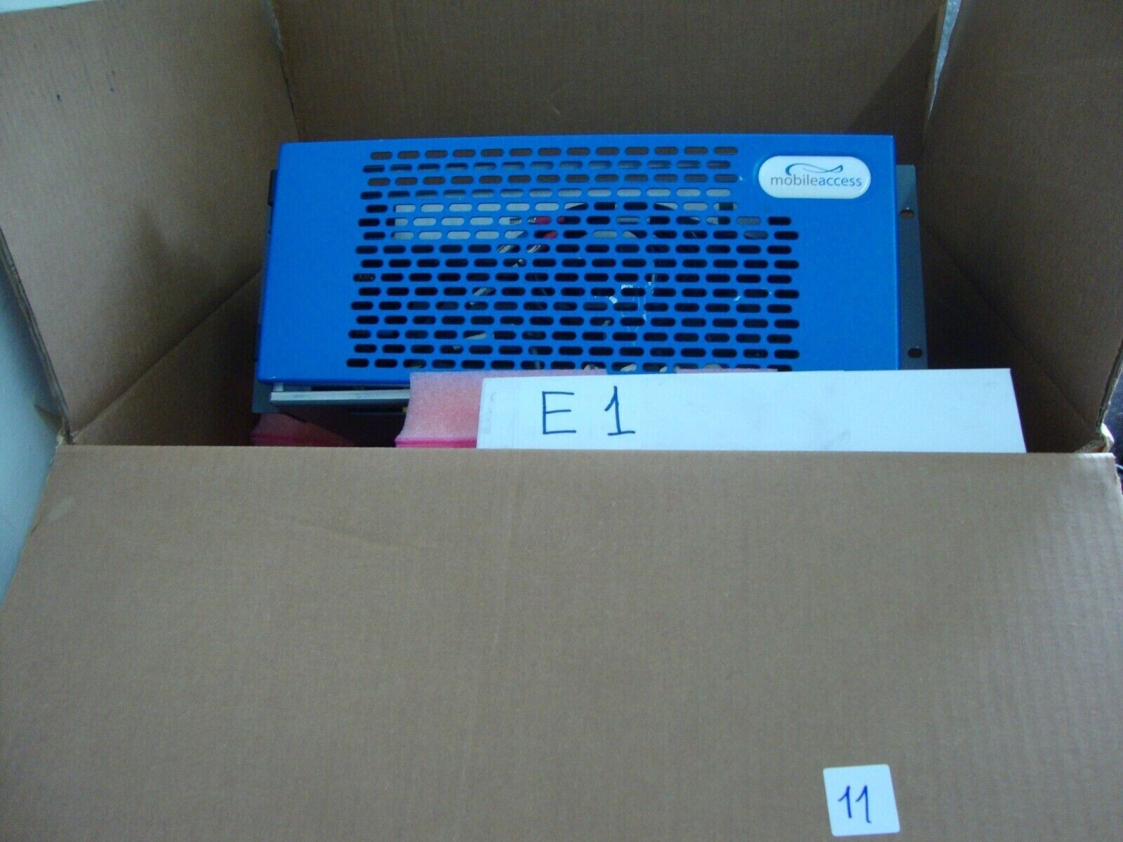 Corning MobileAccess MA2000 TSX Tri-service CELL/PCS and AWS 2000-C85P19A17-A-TC