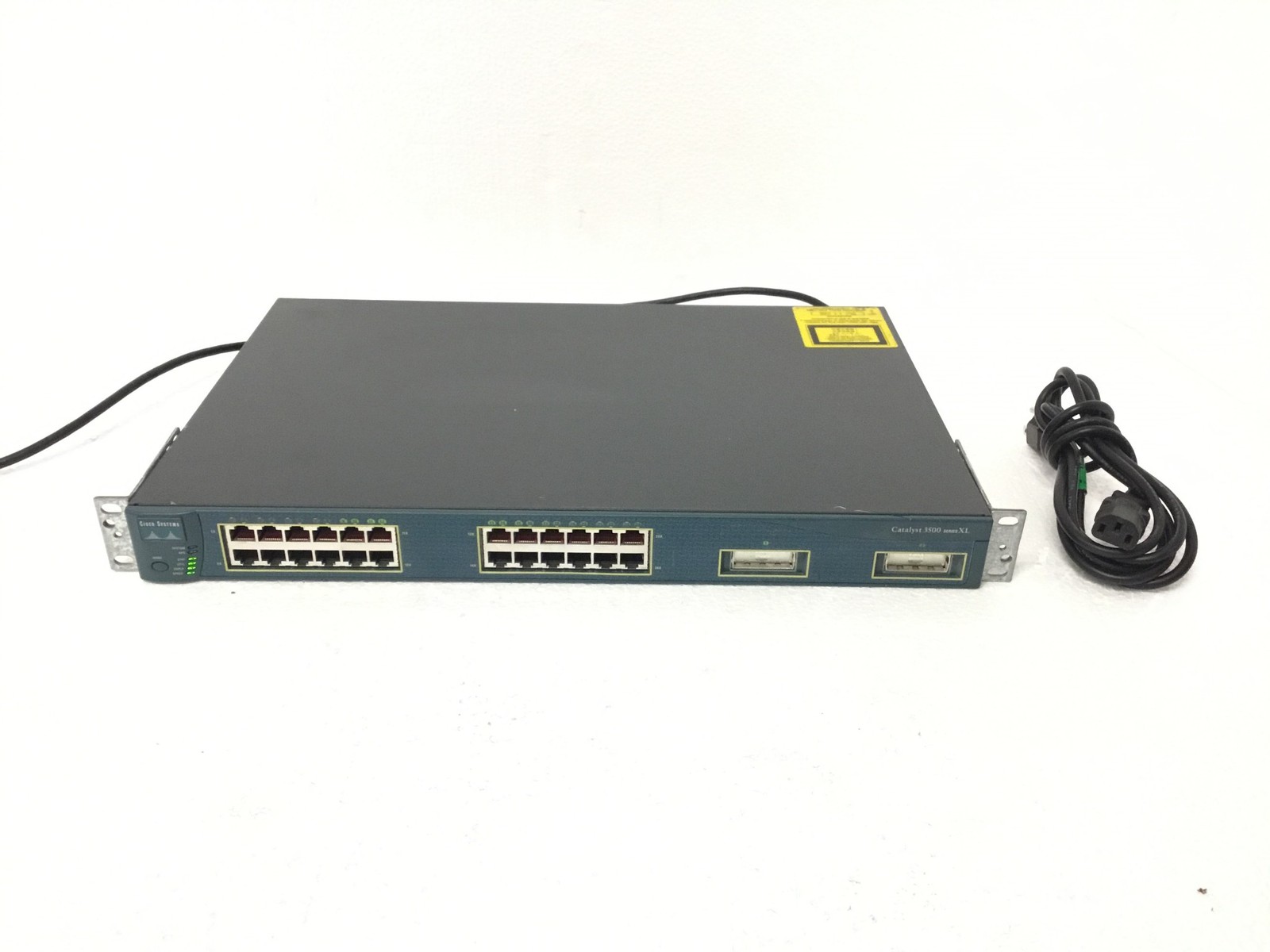 Cisco Catalyst 3500 XL WS-C3524-XL-EN 24-Port Network Switch QTY 