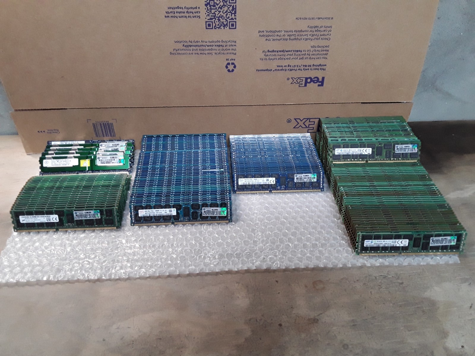 188--Mixed Brand 8GB 2Rx4 PC3 & PC3L-10600R Server RAM Modules, Lot of 167