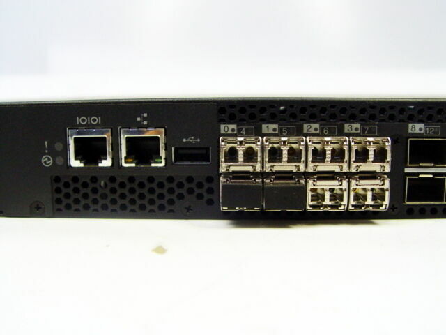 IBM 249824E 24-Port Fibre Channel Switch 8GB SAN Switch 2498-B24/24E