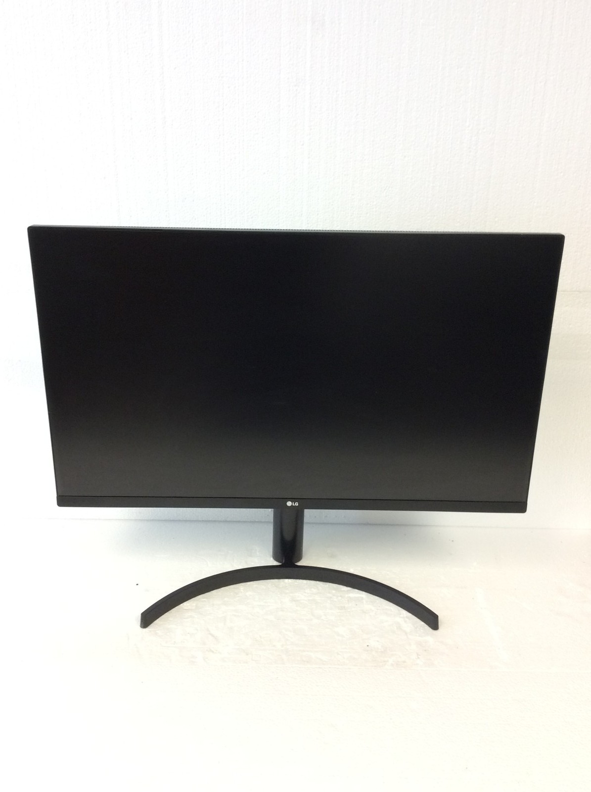 LG 32QN55T-B 31.5" Widescreen QHD IPS Monitor 2560 x 1440 w/Stand, No Ac Adapter