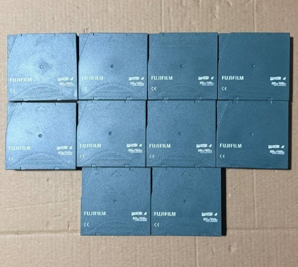Lot of 10 FUJIFILM LTO ULTRIUM 4 800GB / 1.6TB DATA CARTRIDGE