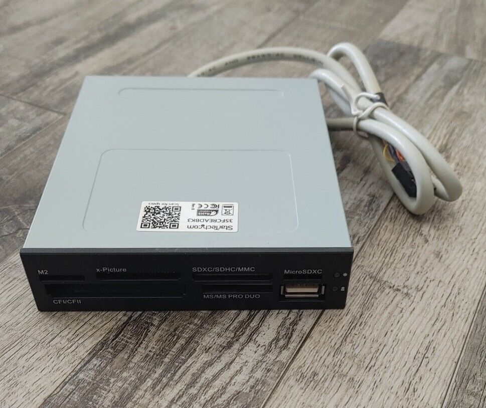 Startech 35FCREADBK3 7 Port USB 2.0 microSD Internal Multi Memory Card Reader