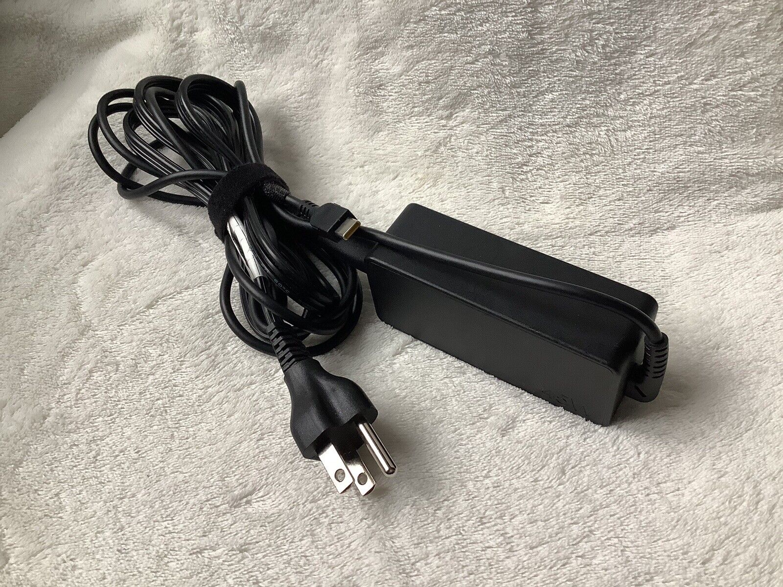 Lenovo AC Power Adapter 45W - ADLX45YDC3D - OEM Replacement - Guaranteed Working