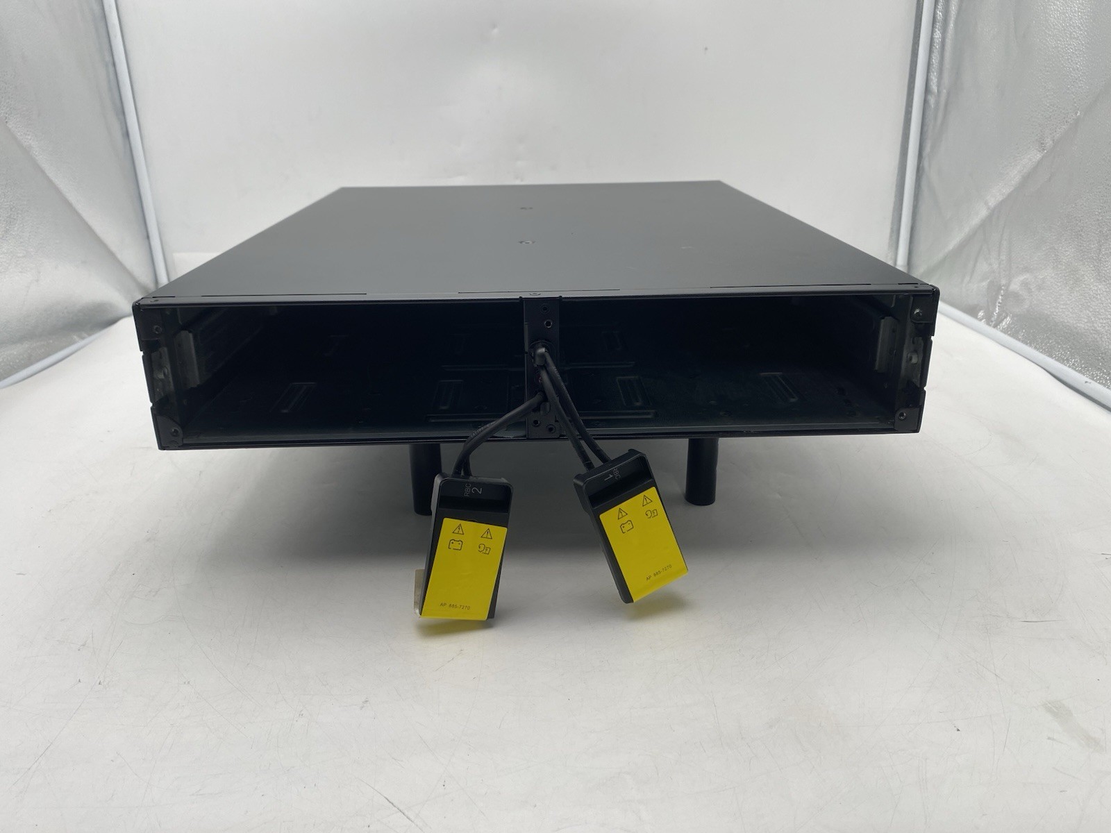 APC SRT96RMBP Smart-UPS SRT 96V 3kVA RM Battery Pack - No Batteries