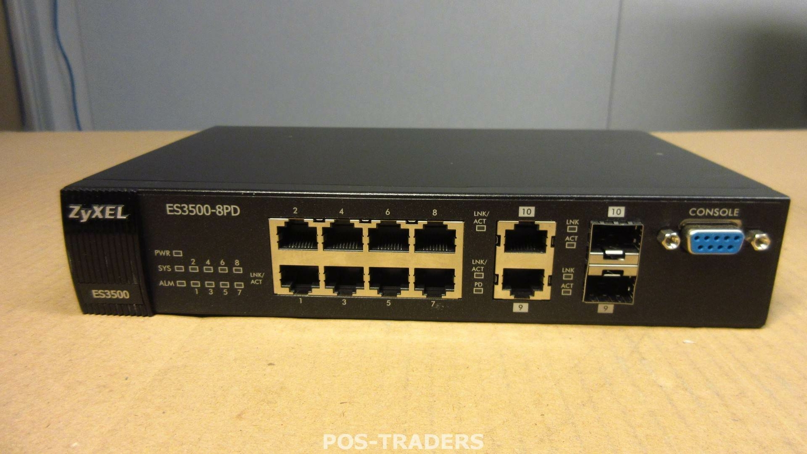 ZYXEL ES3500-8PD 8-Port FE L2 Switch with GbE Uplink 2-Port SFP - EXCL PSU