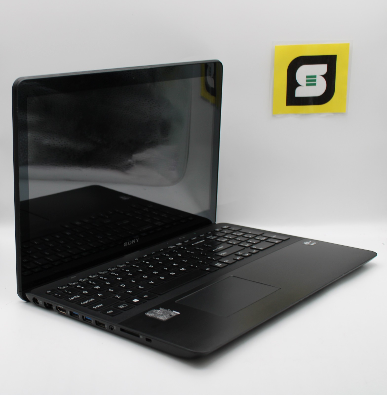 SONY VAIO Fit 15 Touch i7-3537U @ 2 GHz 4GB DDR3 120GB SATA 15" No OS